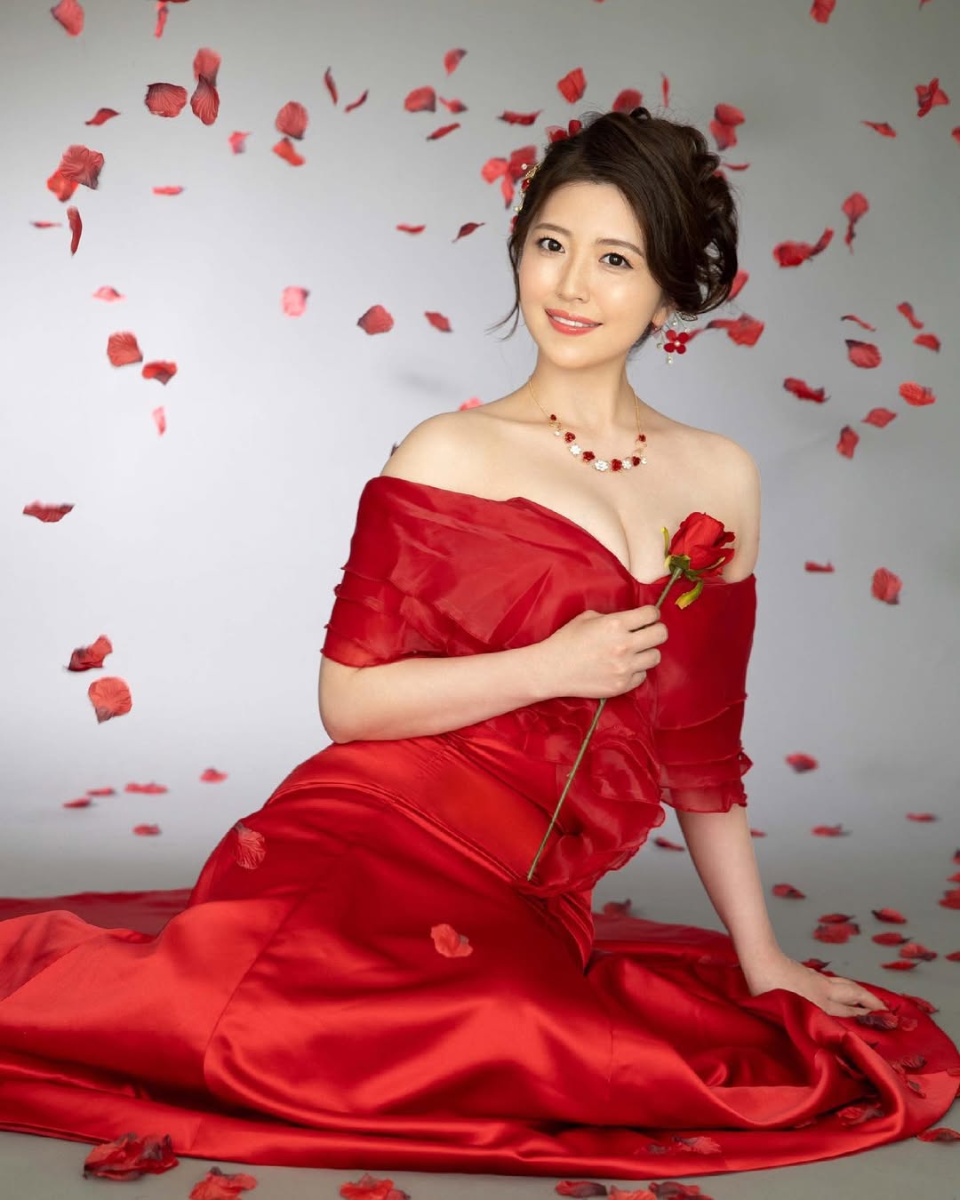 Japanese AV Actress Ririko Kinoshita